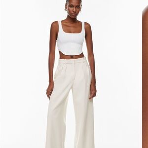 Aritzia Babaton Sculpt Knit